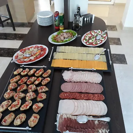 Emilia (adults Only) Otel