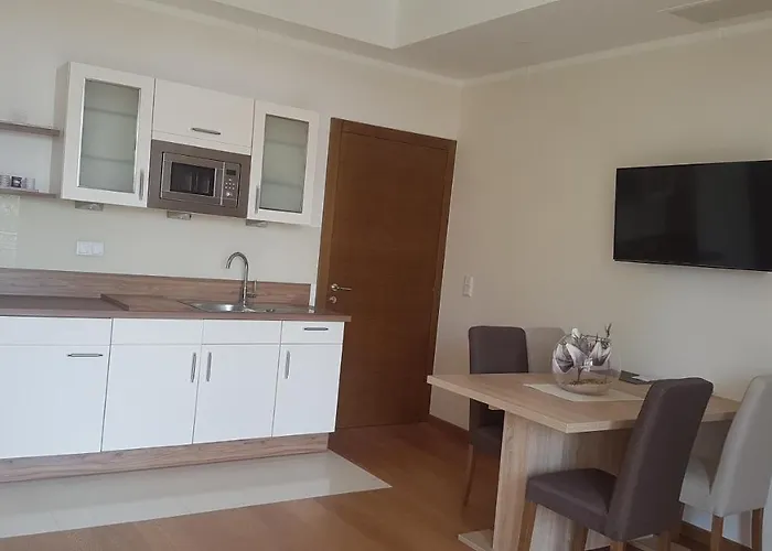 Emilia (adults Only) Hotel